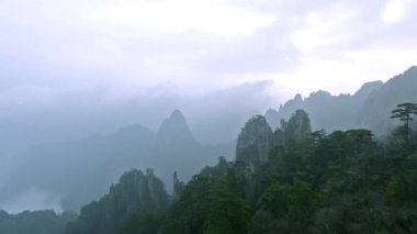 kayan bulut içinde sarı dağ, anhui, china