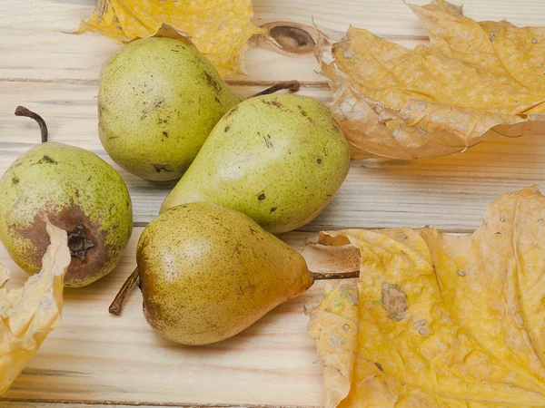 Pears on a table — Stock Photo, Image