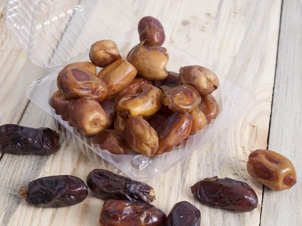 Dates in packing — Stock Photo, Image