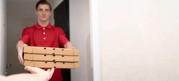 Pizza Delivery Home Courier Man Gives Boxes Customer Italian Pizzeria — Fotografia de Stock