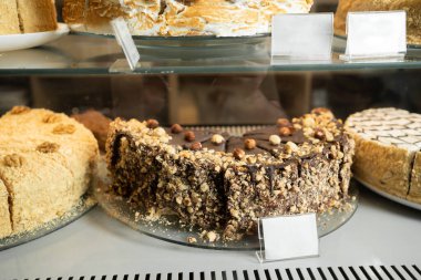 Pastalı gösteri. Pasta dükkanı. Pasta çeşitliliği, kopyalama alanı