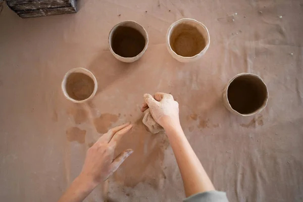 Small Pottery Business Handmade Process Modeling Sculpting Clay Jar Workshop — Fotografia de Stock