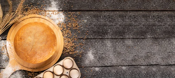 Runda Kli Bröd Trä Bakgrund Ovanifrån Banner Plats För Text — Stockfoto