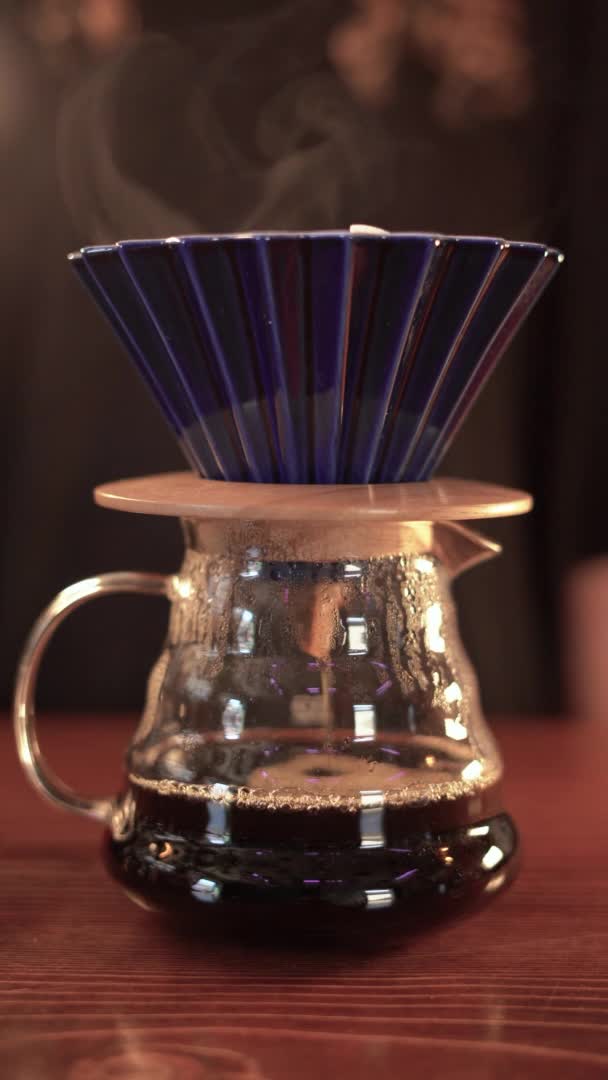 How Brew Alternative Coffee Beautiful Glass Coffee Pot Filter Stands — Video Stock