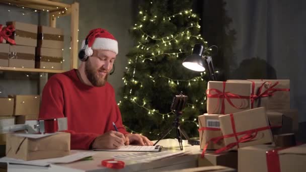 Μικρή Επιχείρηση Start Ιδιοκτήτης Άγιος Βασίλης Εργάζεται Από Σπίτι Στο — Αρχείο Βίντεο