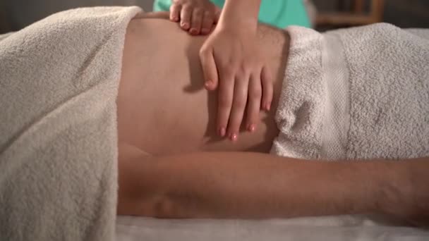 Massaggio Rilassante Modellante Drenaggio Linfatico Interventi Fatti Mano Estetici Massaggiatore — Video Stock