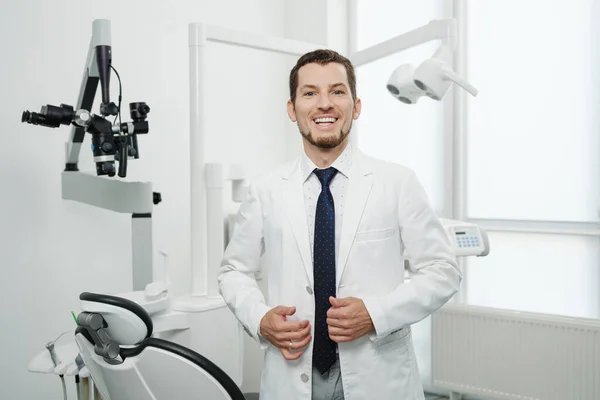 Healthcare Profession Stomatology Medicine Concept Smiling Male Middle Aged Dentist — Foto de Stock