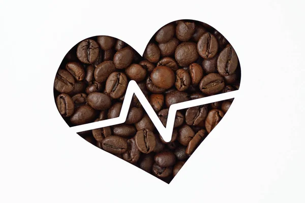 Kalp Şeklinde Kahve Çekirdekleri Kardiyogram Çizgisi — Stok fotoğraf