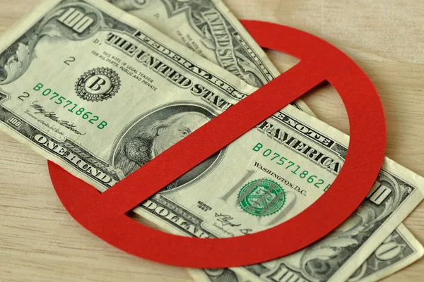 Крупный План Банкнот Долларах Знак Запрета Концепции Денег — стоковое фото