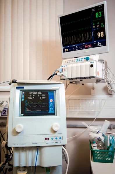 病院で現代換気装置 — ストック写真