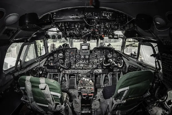 Innenseite des Flugzeugcockpits — Stockfoto