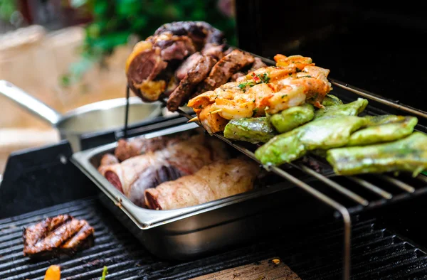 Carne en barbacoa —  Fotos de Stock