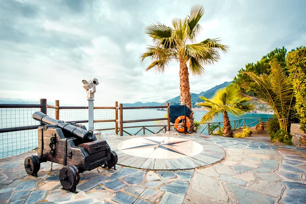 Bureau d'observation. Manarola, Italie — Photo