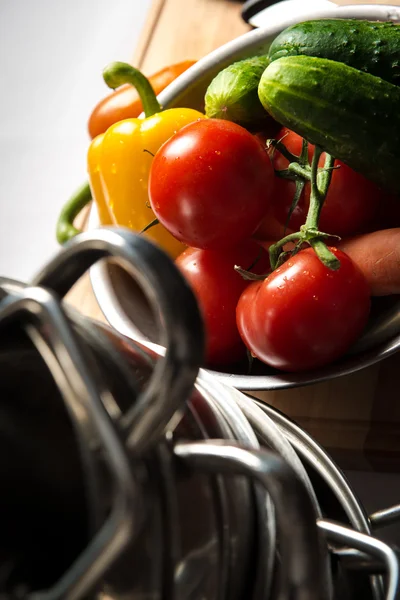 Raw vegetables and kitchen utensil close-up — Stock Photo, Image