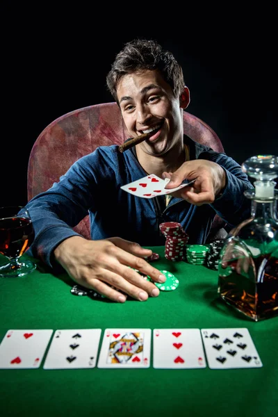 Jogador de poker — Fotografia de Stock