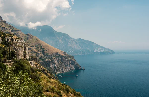 Via nastro azzurro. pobřeží Amalfi, Itálie — Stock fotografie