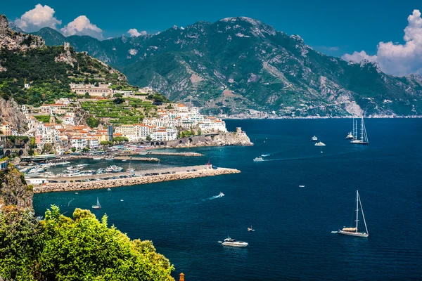 Udsigt over Amalfi - Stock-foto