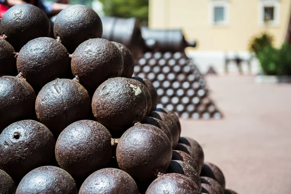 Cannonballs close-up — Stock Photo, Image