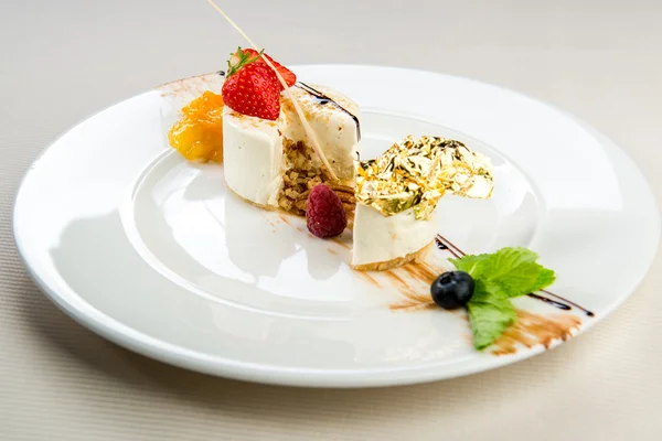 Ljuvliga panna cotta dessert — Stockfoto