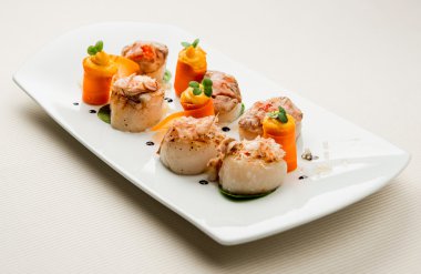 Balık fileto ve havuç kabak soslu keyifli yemek