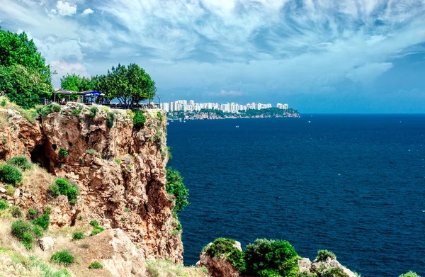 Antalya city. It is biggest international sea resort in Turkey — Stock Photo, Image