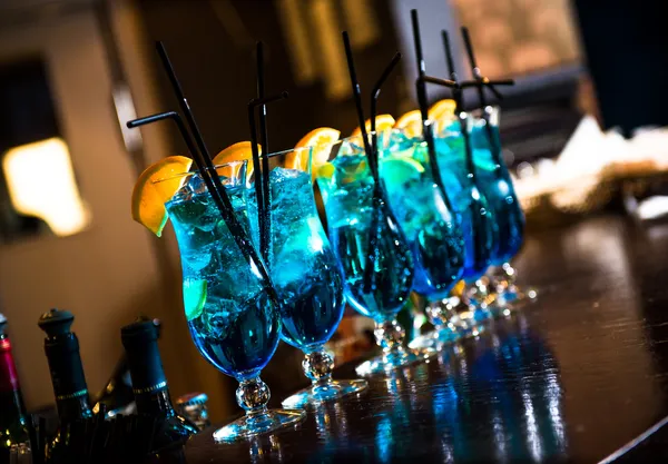 Blue lagoon cocktails — Stock Photo, Image