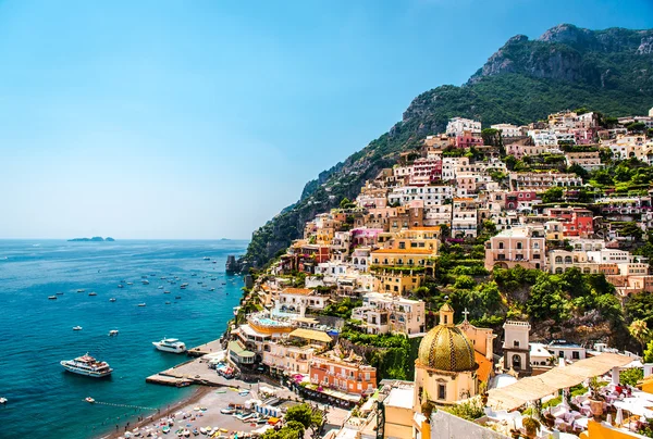 Festői amalfi-partra. Positano, Olaszország — Stock Fotó