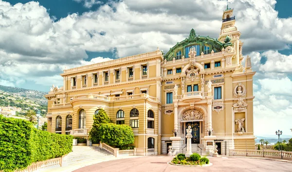 Veduta del Casinò e Teatro dell'Opera di Monte-Carlo, Monaco — Foto Stock