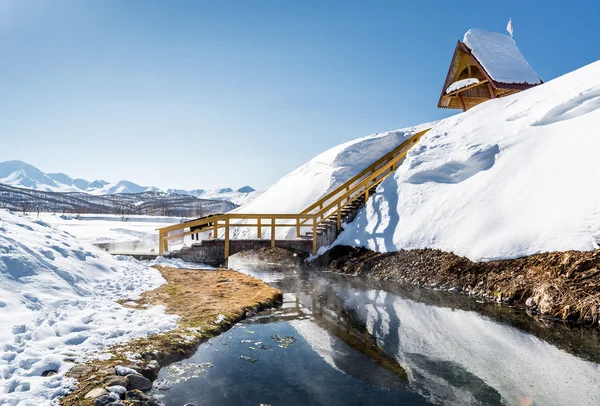 Varma våren i nalichevo nationalpark — Stockfoto