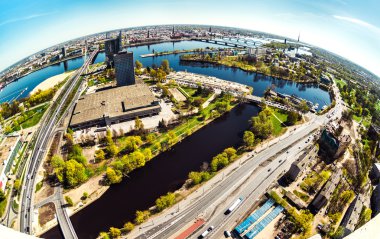 riga kenti havadan panaromik balık-gözü. Letonya