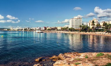 Ibiza sahil. Doğu İspanya