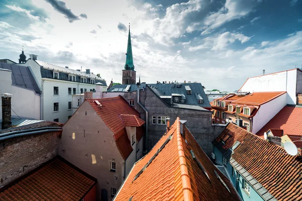 Παλιά πόλη στέγες Ρίγα. Λετονία — Φωτογραφία Αρχείου