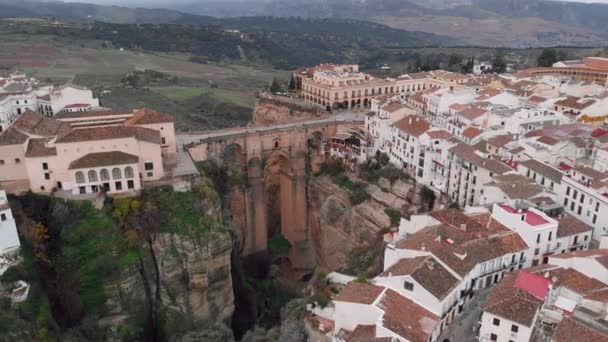 Hava Görüntüsü Insansız Hava Aracı Bakış Açısı Ronda Şehir Manzarası — Stok video