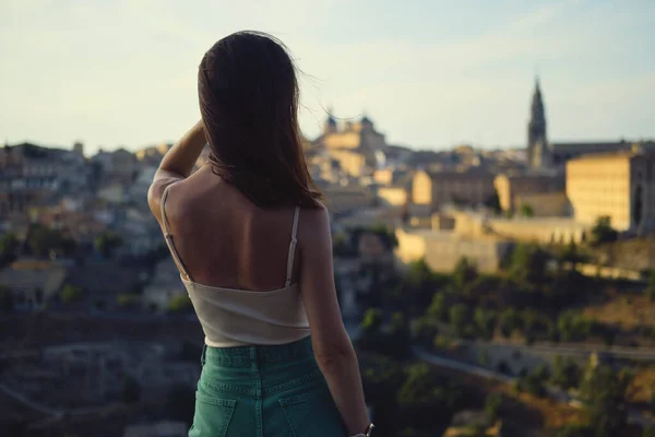 Rear Back View Young Woman Enjoy Toledo Cityscape View Observation — Stock Photo, Image