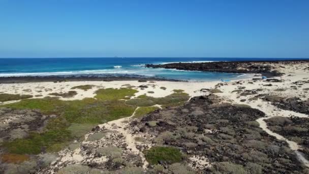 Αεροφωτογραφία Άδειο Caleta Del Mojon Blanco Παραλία Λευκή Άμμος Μαύρες — Αρχείο Βίντεο
