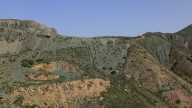 Lanzarote Adası 'nın kayalık volkanik manzarası. İspanya, Los Serranos, Albatera. Kanarya Adaları