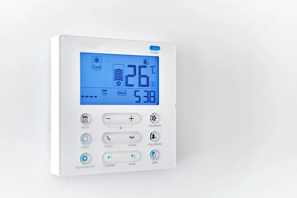 Close Shot Mounted White Wall Climate Control Show Degrees Indoor — Stock Fotó