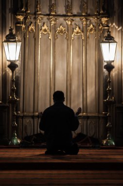 Eyüp Camii'nde dua