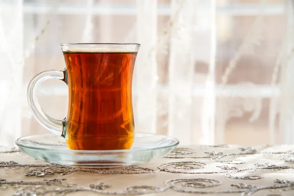 Tea in a Traditional Turkish Glass — Stock Photo, Image