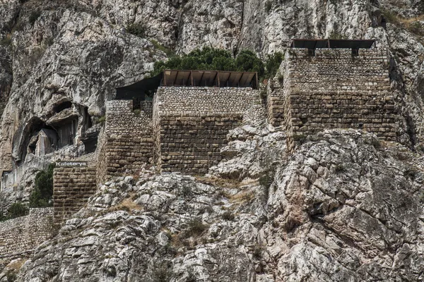 Tumbas de roca en Amasya, Turquía — Foto de Stock