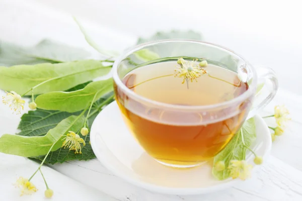 Beverage with lime blossoms — Stock Photo, Image