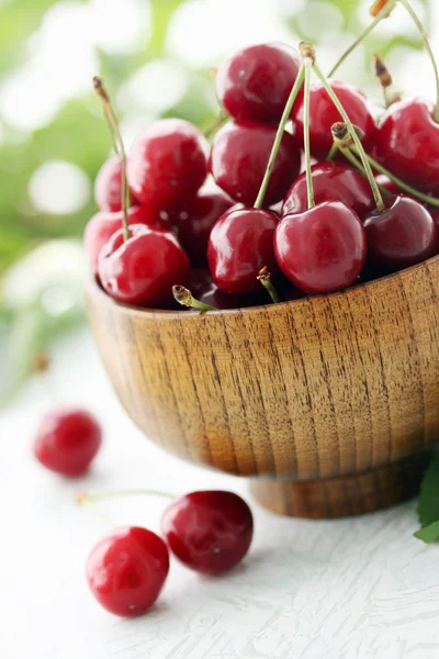 Full bowl of cherries Royalty Free Stock Photos