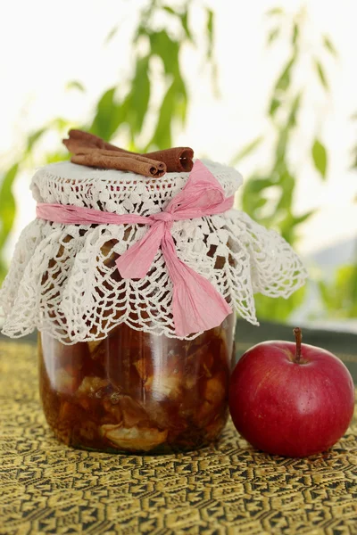 Tarro de mermelada de manzana — Foto de Stock