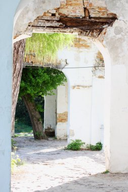 küçük mimari form Harabeleri