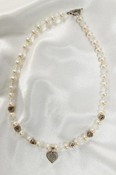 Elegant necklace of pearls — Stock Photo, Image