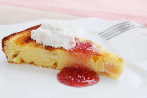 Pudding with raspberry — Stock Photo, Image