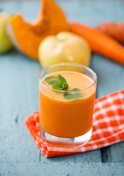 Healing Organic Pumpkin Juice Mint Glass — Stock Photo, Image