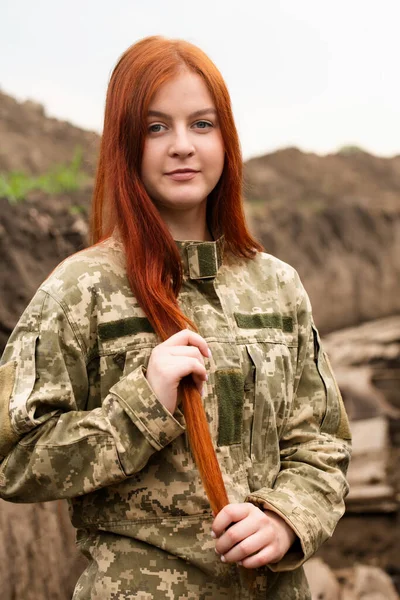 Ukrainian Girl Uniform Armed Forces Ukraine Trench — ストック写真
