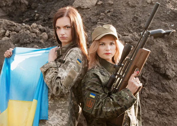 Two Ukrainian Women Defenders Trench — Stock Photo, Image
