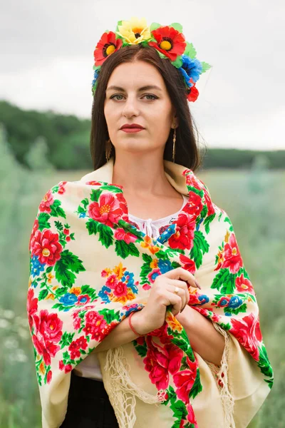 Beautiful Ukrainian Woman Folk Dress Wreath Scarf Field — стокове фото